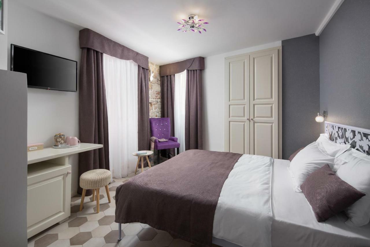 רוביני Noemi'S Rooms מראה חיצוני תמונה